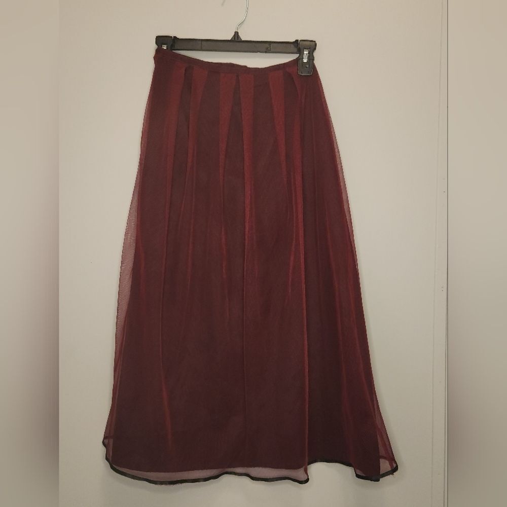 Vintage Jonathan Martin Burgundy Women's Skirt Size 8